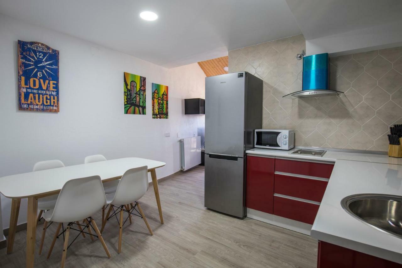 Apartamentos Caceres Turistico Екстериор снимка