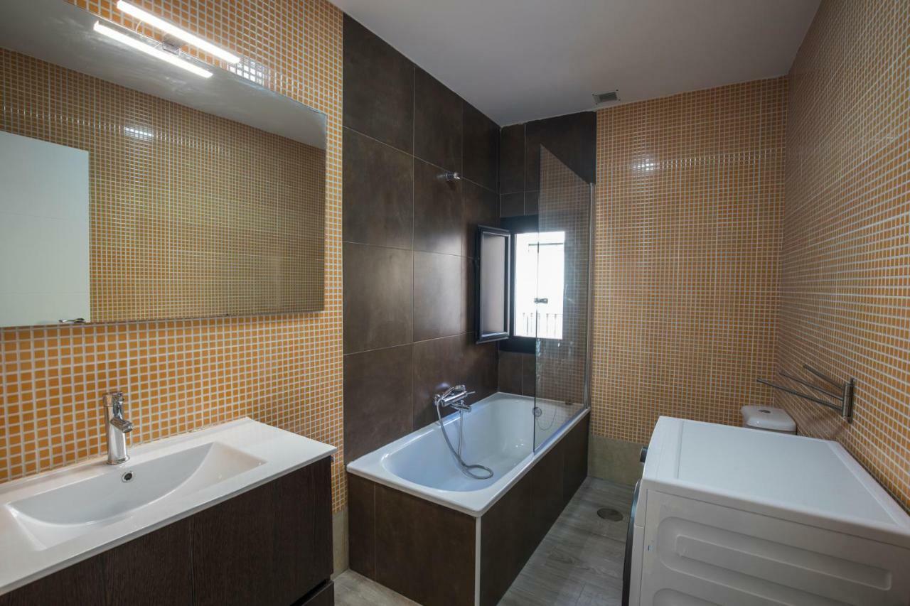 Apartamentos Caceres Turistico Екстериор снимка